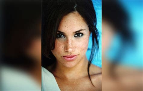 25 Hot Photos of Meghan Markle That Would Make the Royals。